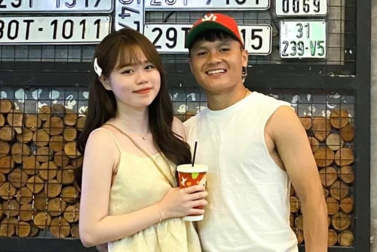 Quang Hai bo theo doi Huynh Anh, xoa anh chup chung hinh anh