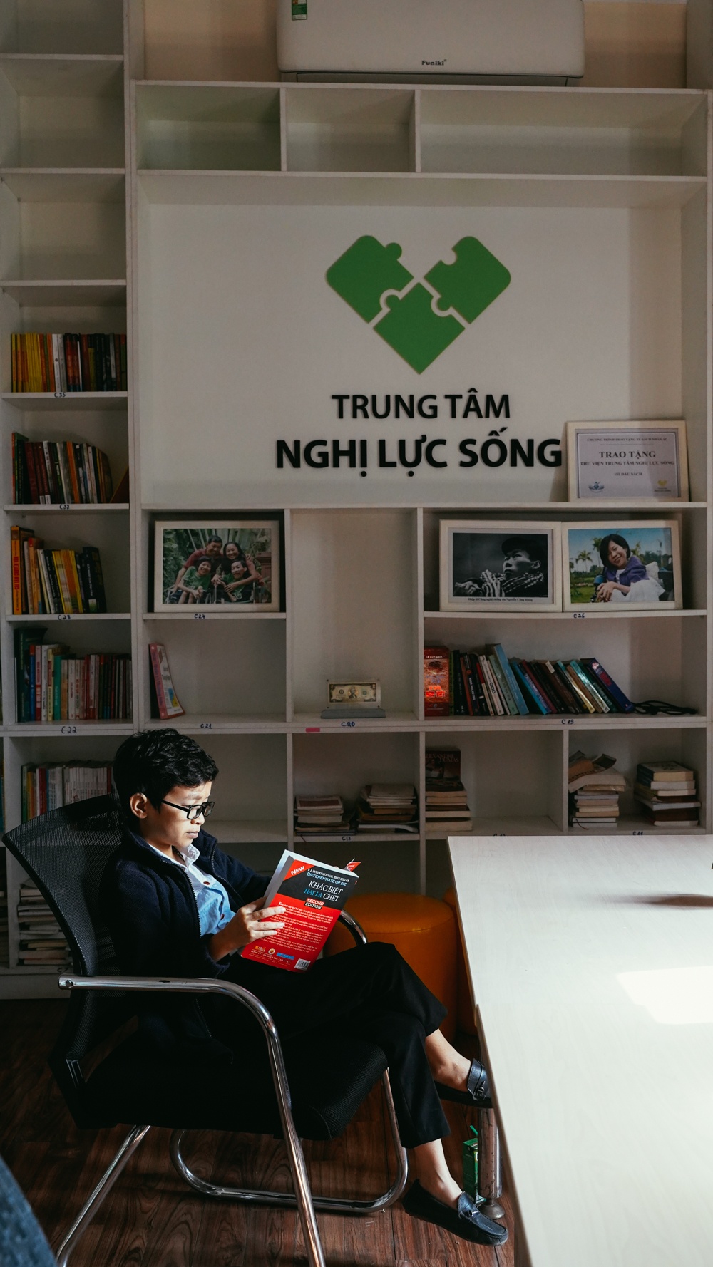 cặp vợ chồng tí hon ảnh 2 cap vo chong ti hon anh 2