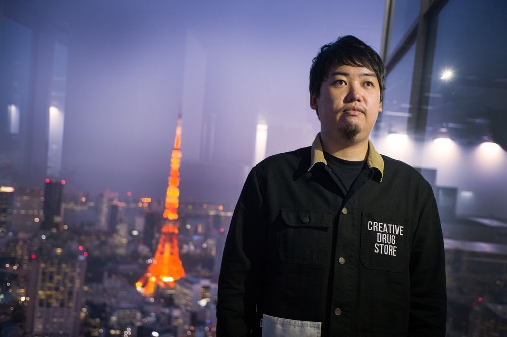 Chang trai Nhat thanh trieu phu nho goi y cua me anh 1