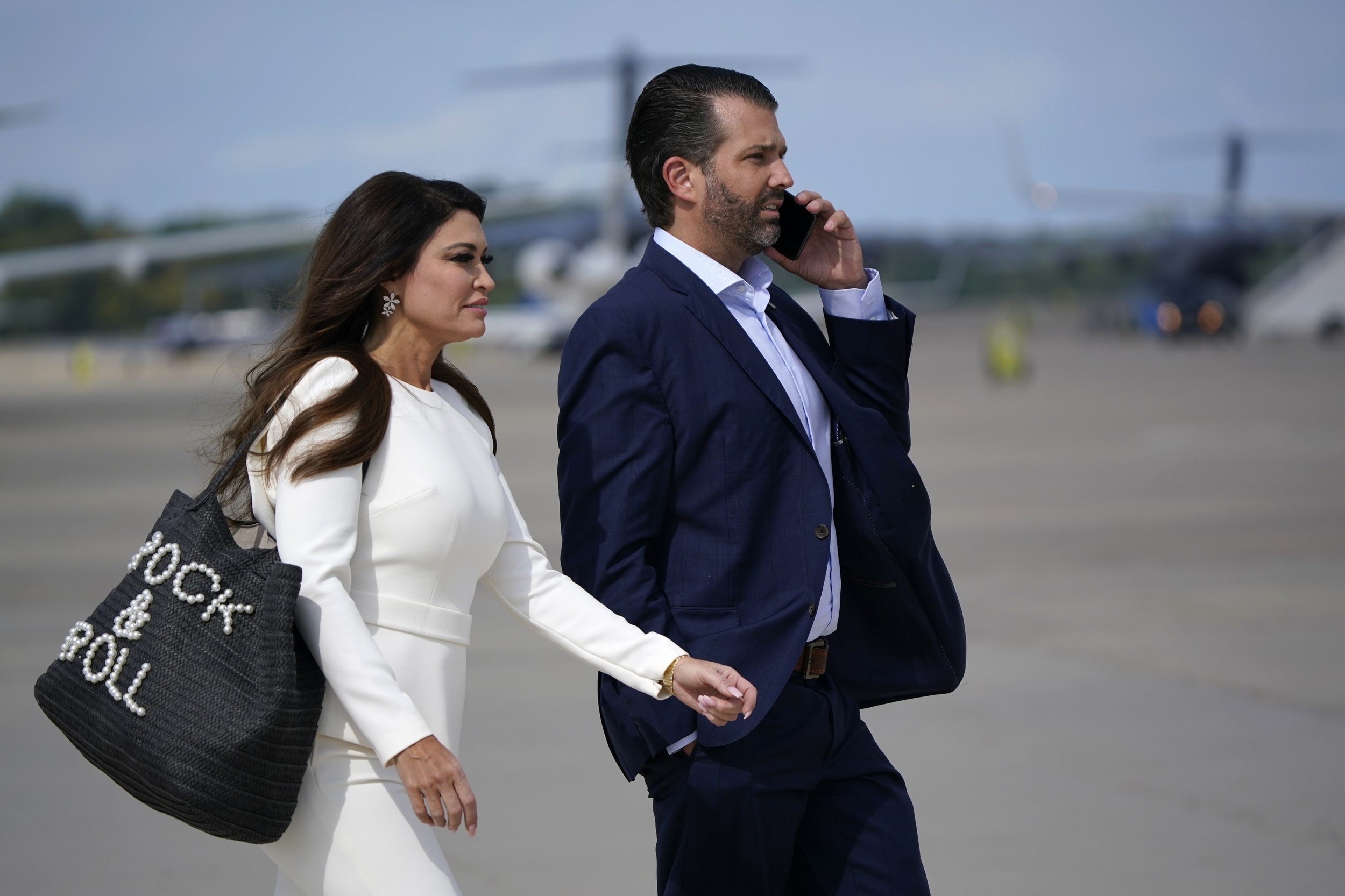 cuộc sống xa hoa của Donald Trump Jr.  ảnh 2 cuoc song xa hoa cua Donald Trump Jr. anh 2