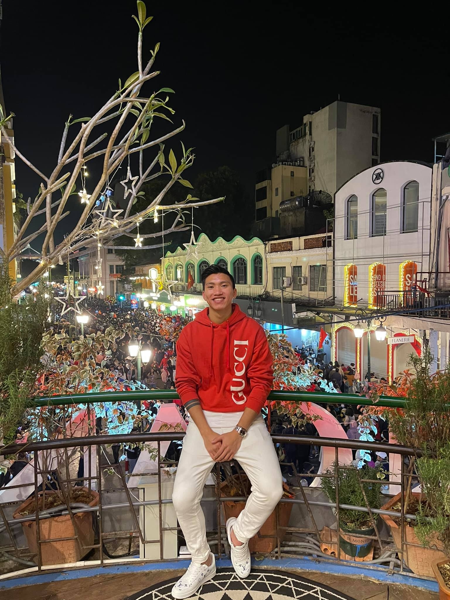 cau thu check-in dau nam moi anh 7