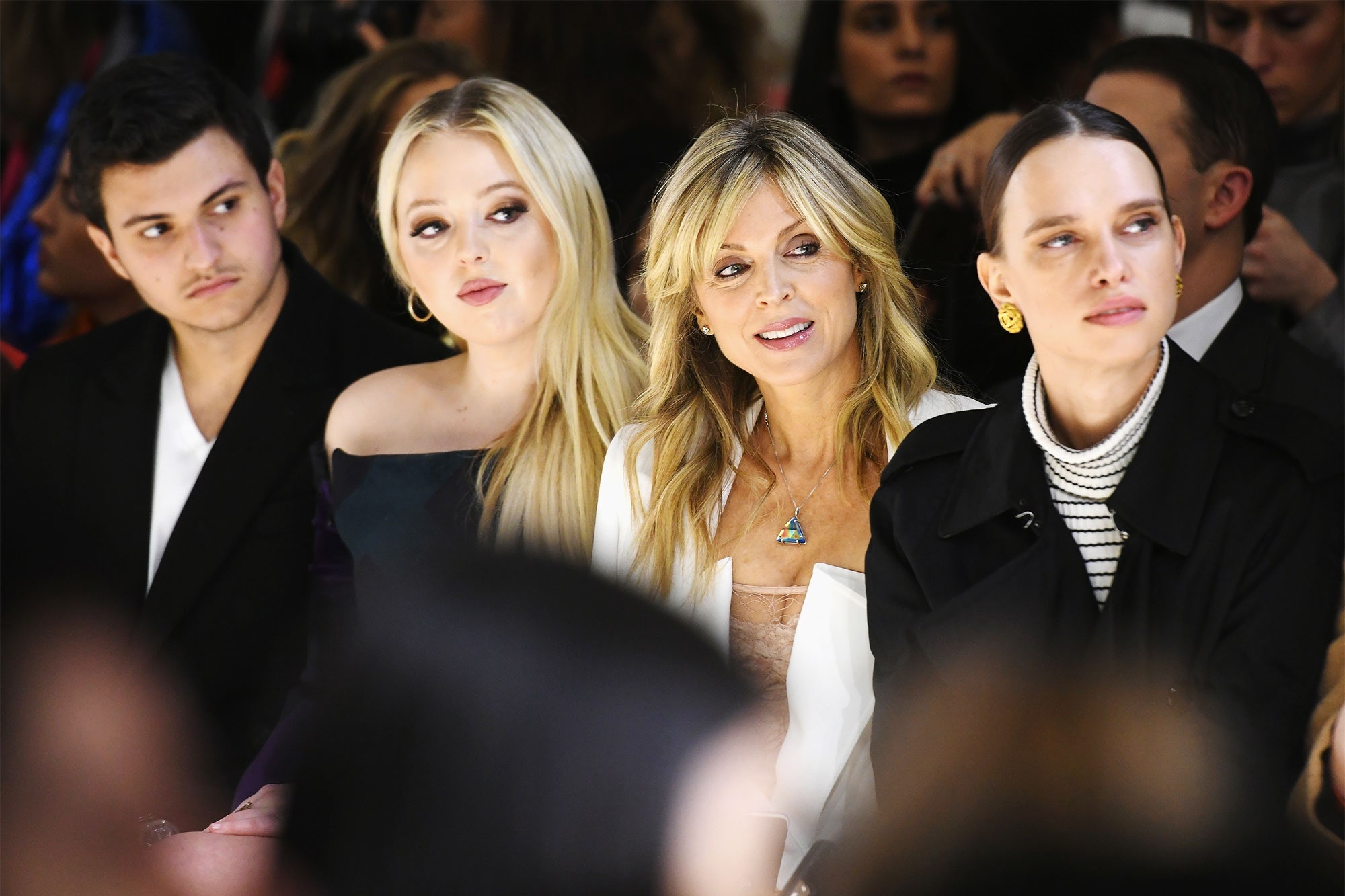 Tình chị em của Ivanka và Tiffany Trump  ảnh 4 Tinh chi em cua Ivanka va Tiffany Trump anh 4