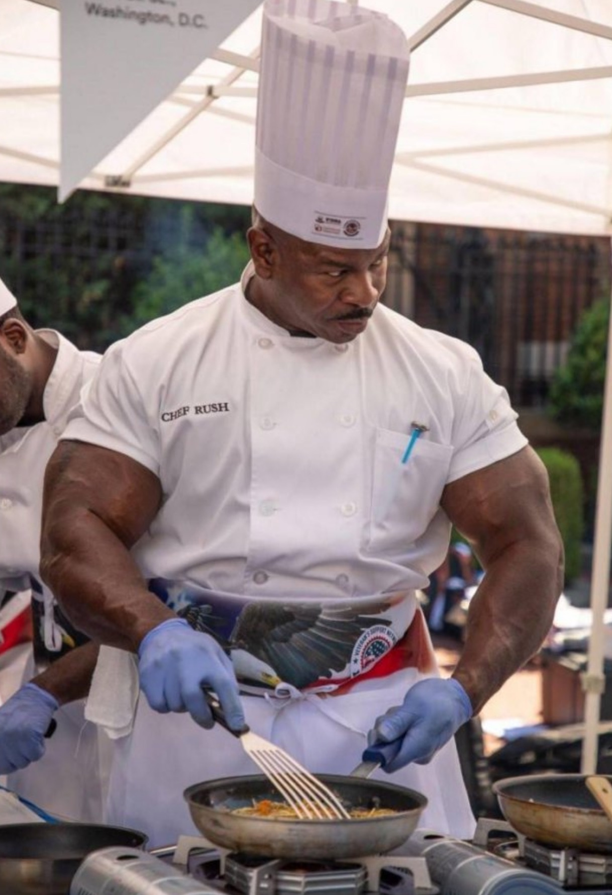 Dau bep Nha Trang noi tieng nho co bap cuon cuon anh 2