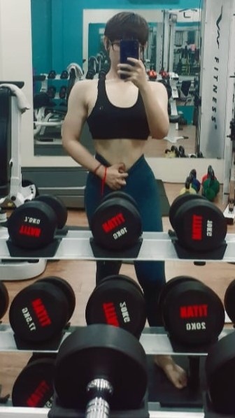 Co gai giam 40 kg sau 2 nam tap gym anh 4