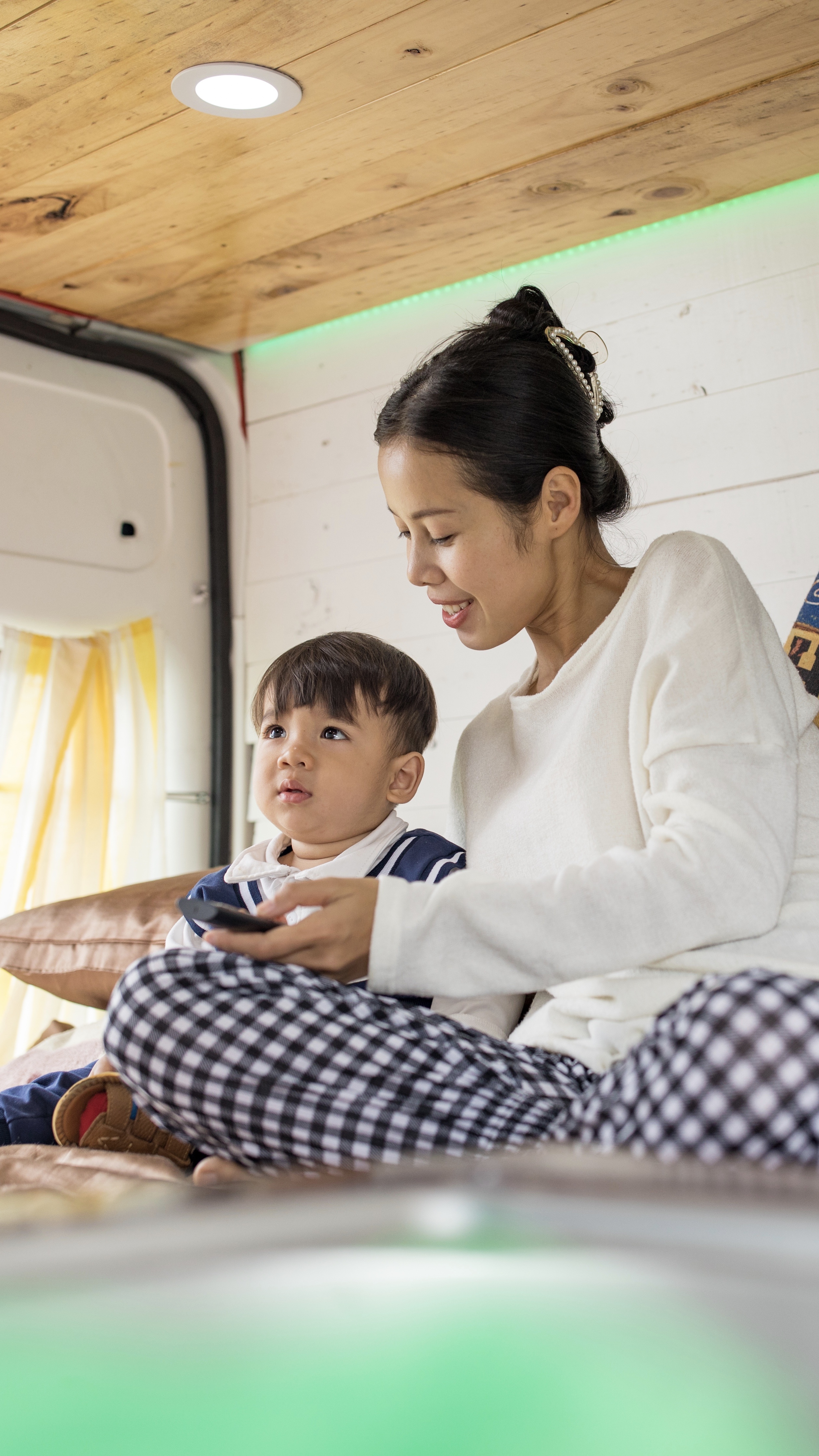 gia dinh song tren nha di dong anh 9