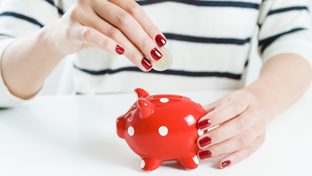 38 tuoi khong co tien tiet kiem anh 1