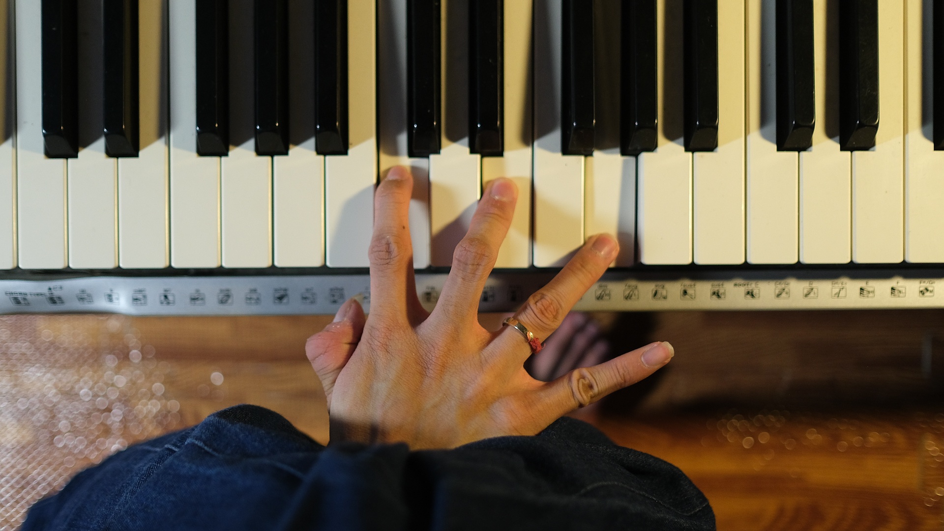 cuộc sống của nhạc sĩ bại não ảnh 17 cuoc song cua nhac si bai nao anh 17