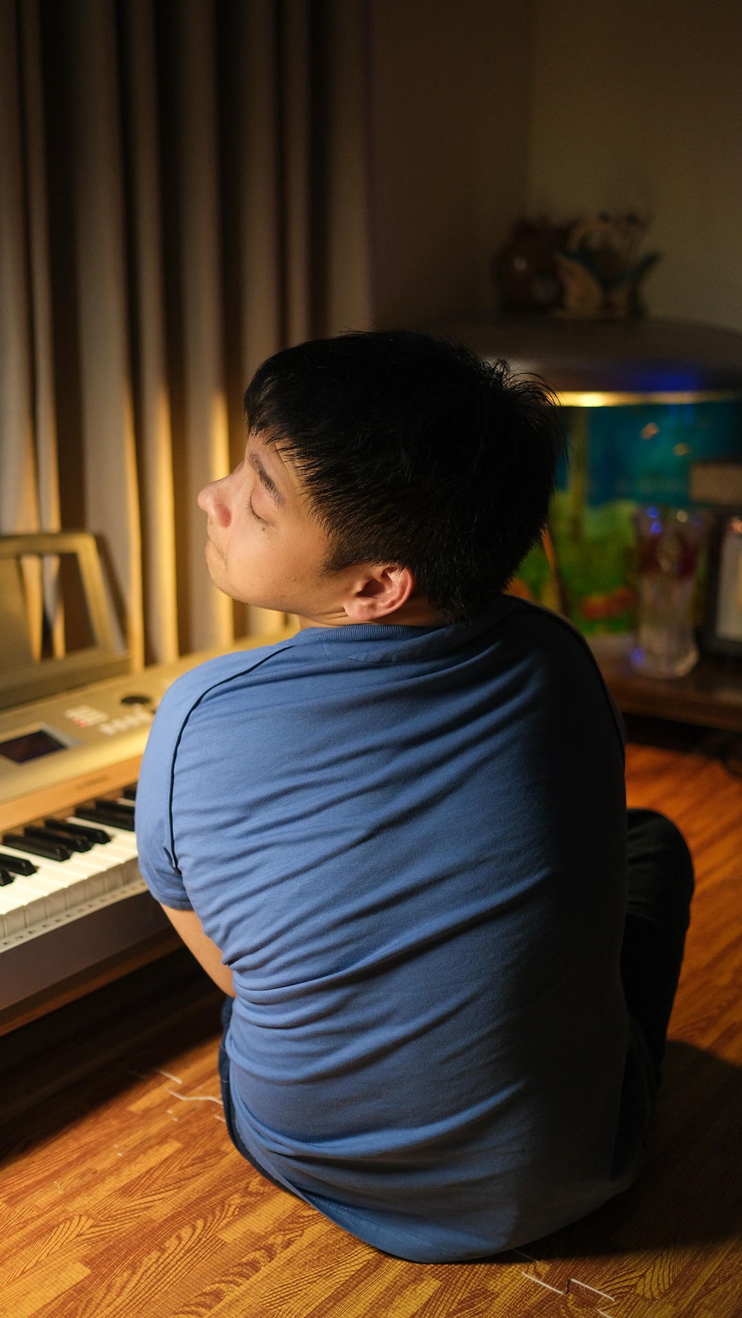 cuộc sống của nhạc sĩ bại não ảnh 2 cuoc song cua nhac si bai nao anh 2