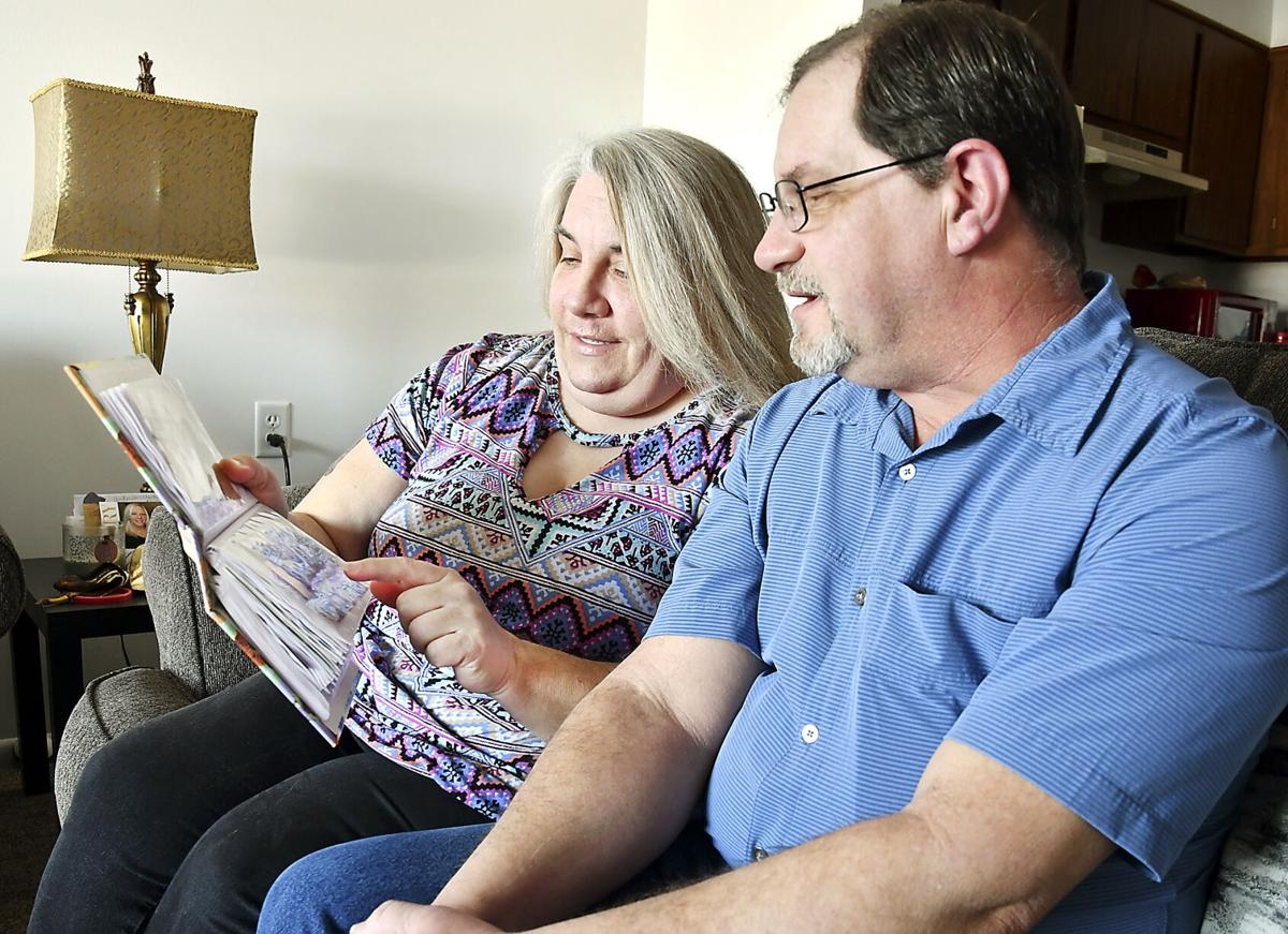 phat hien em trai song sinh song cach 7 day nha anh 3