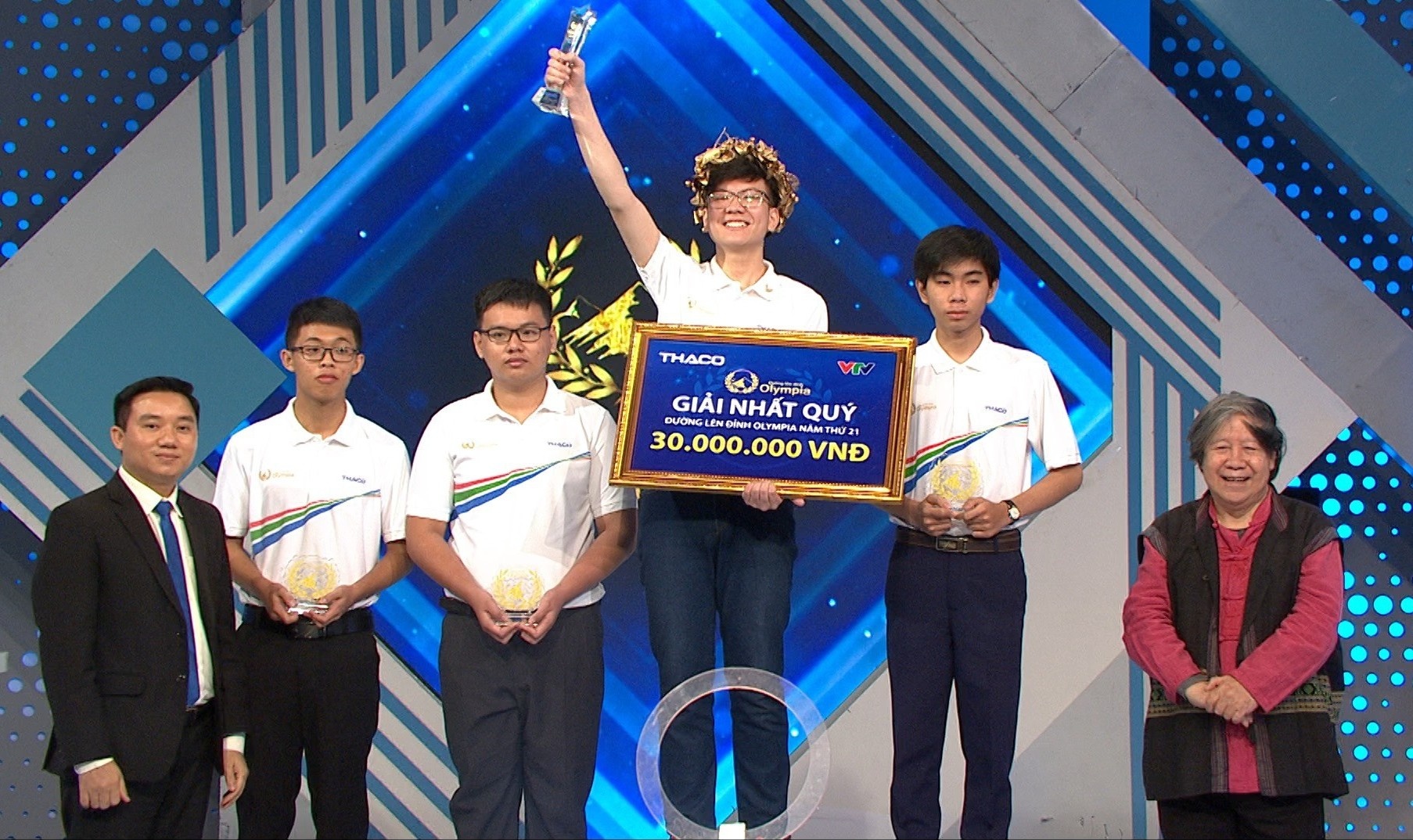 thi sinh vao chung ket Olympia anh 1