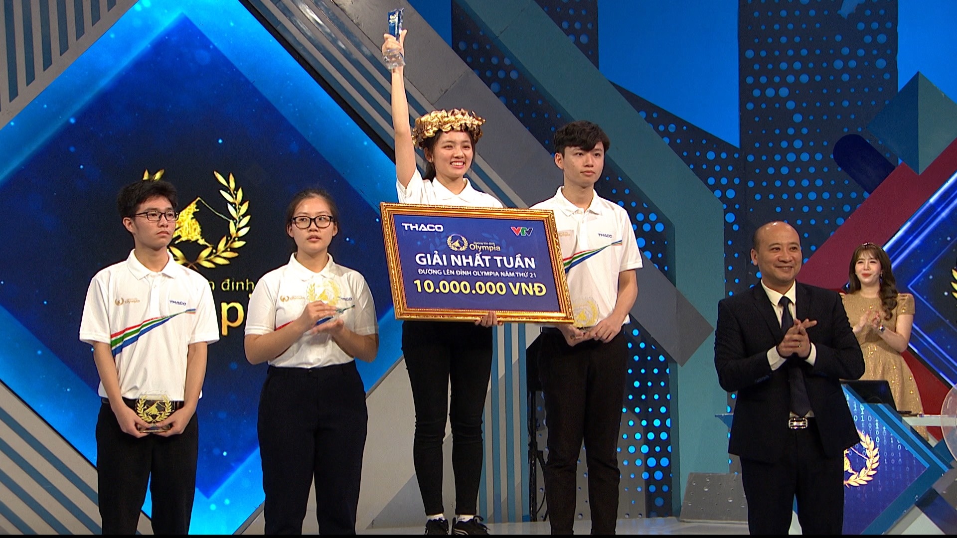 nu sinh gianh vong nguyet que Olympia 2021 anh 2