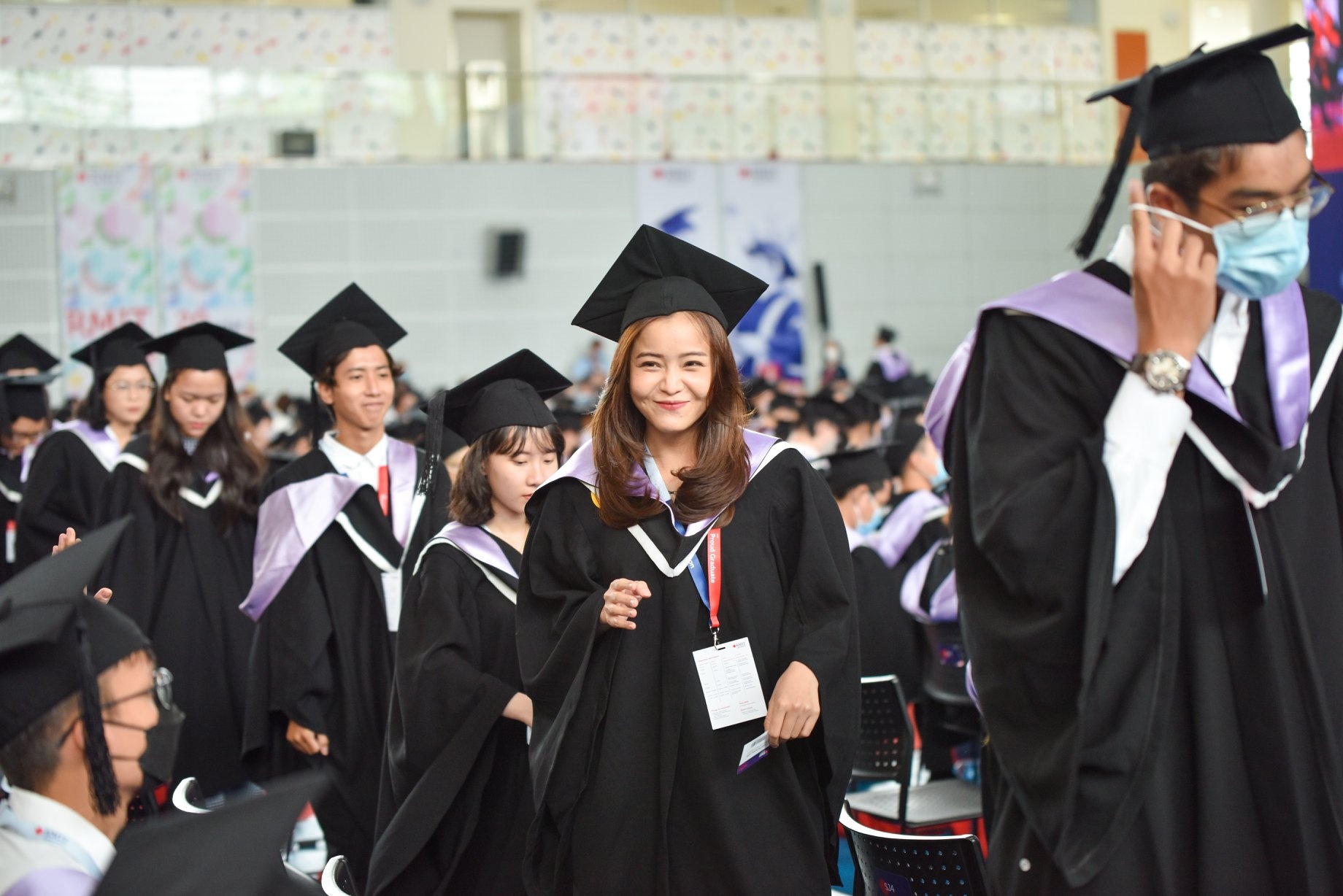 nu sinh RMIT trong ngay tot nghiep anh 10