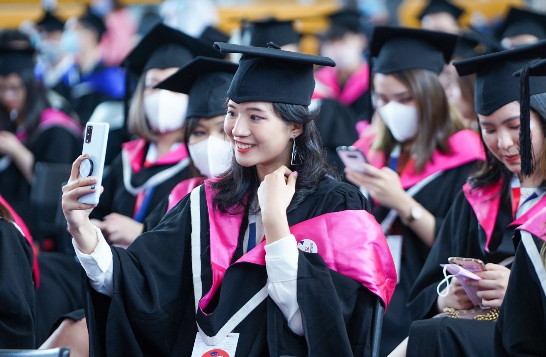 nu sinh RMIT trong ngay tot nghiep anh 5