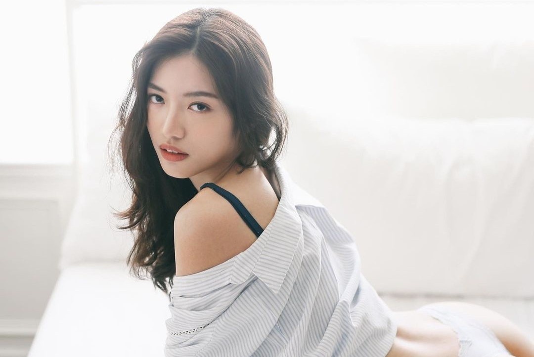 Hai nu bac si Dai Loan noi tieng goi cam hinh anh