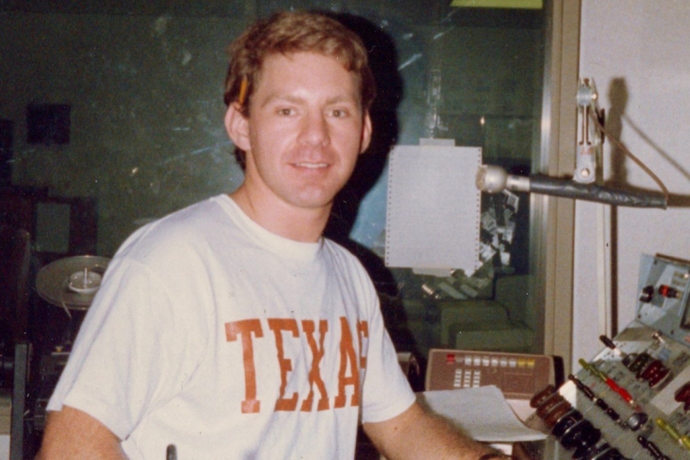 ‘Sau 50 nam bi tan cong tinh duc, toi lan dau dam noi ra’ hinh anh