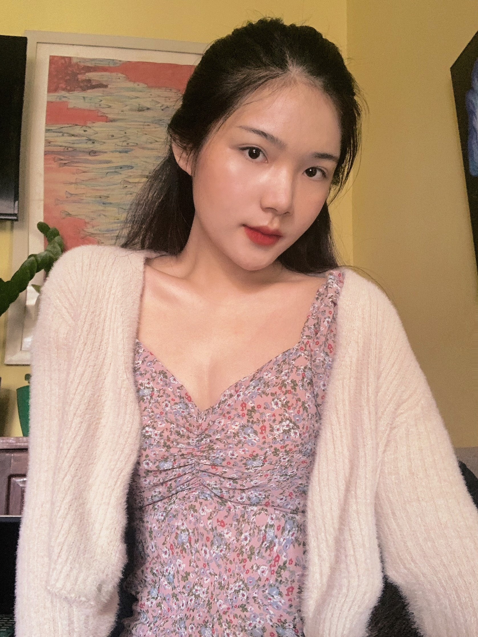 hot girl the he moi cua truong Bao anh 7