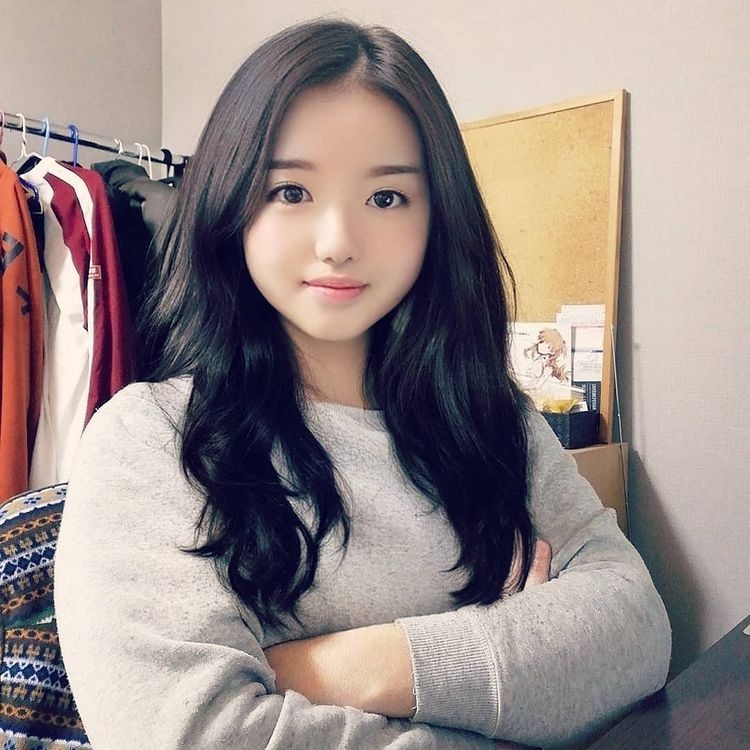 Hot girl mạng Nhật tiết lộ là ông chú 53 tuổi ảnh 1 Hot girl mang Nhat tiet lo la ong chu 53 tuoi anh 1