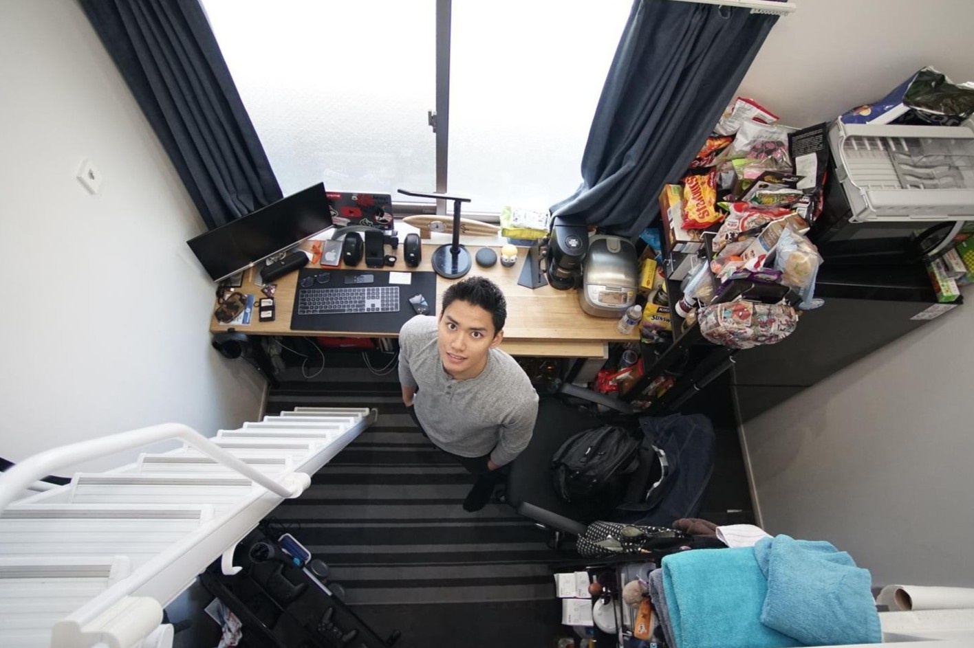 Gioi tre Nhat chuong o nha sieu nho hinh anh