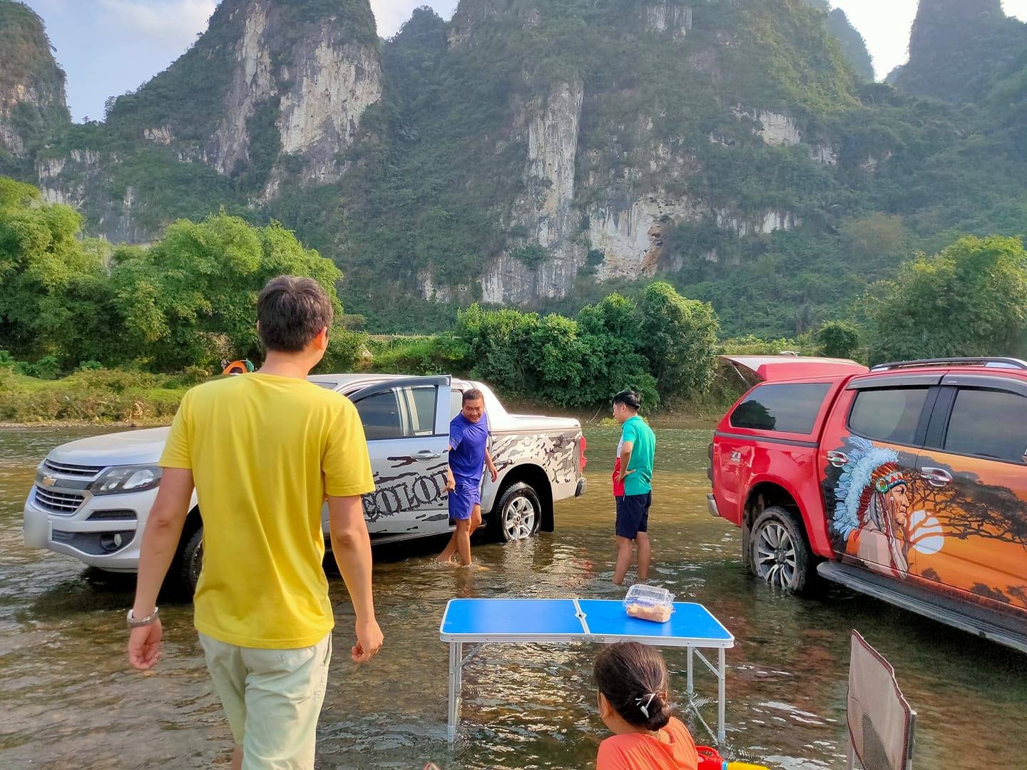 nhóm xe bán tải bị tố vô ý thức ảnh 2 nhom xe ban tai bi to vo y thuc anh 2