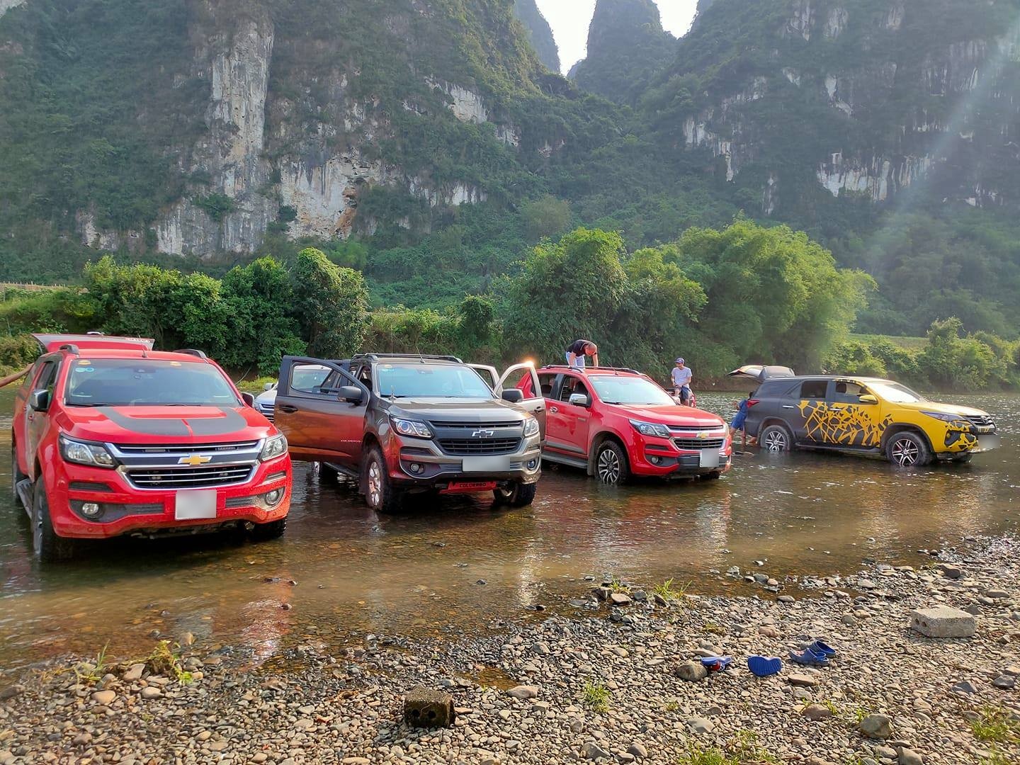 nhóm xe bán tải bị tố vô ý thức ảnh 1 nhom xe ban tai bi to vo y thuc anh 1