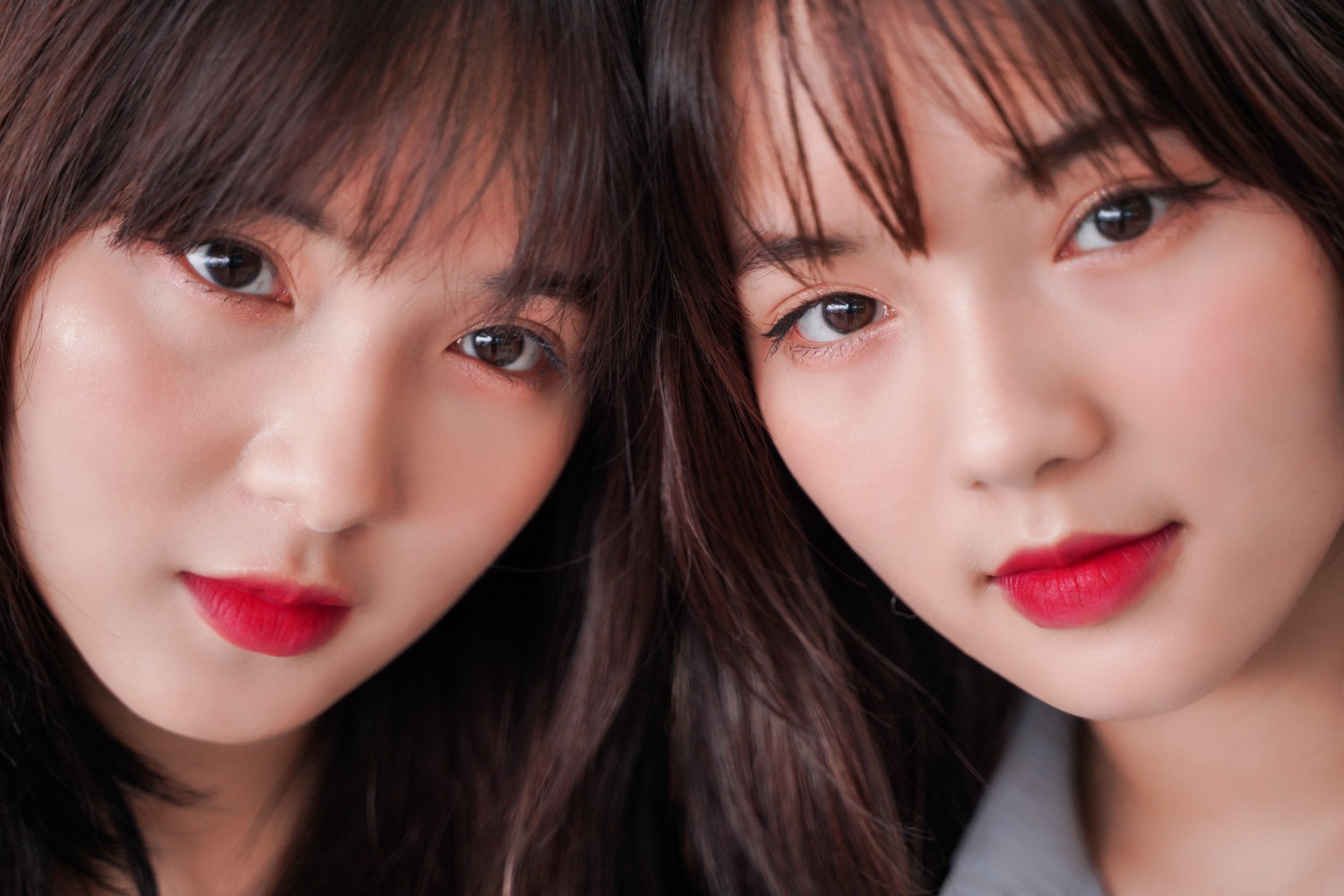 cap chi em sinh doi Hang Nga anh 2