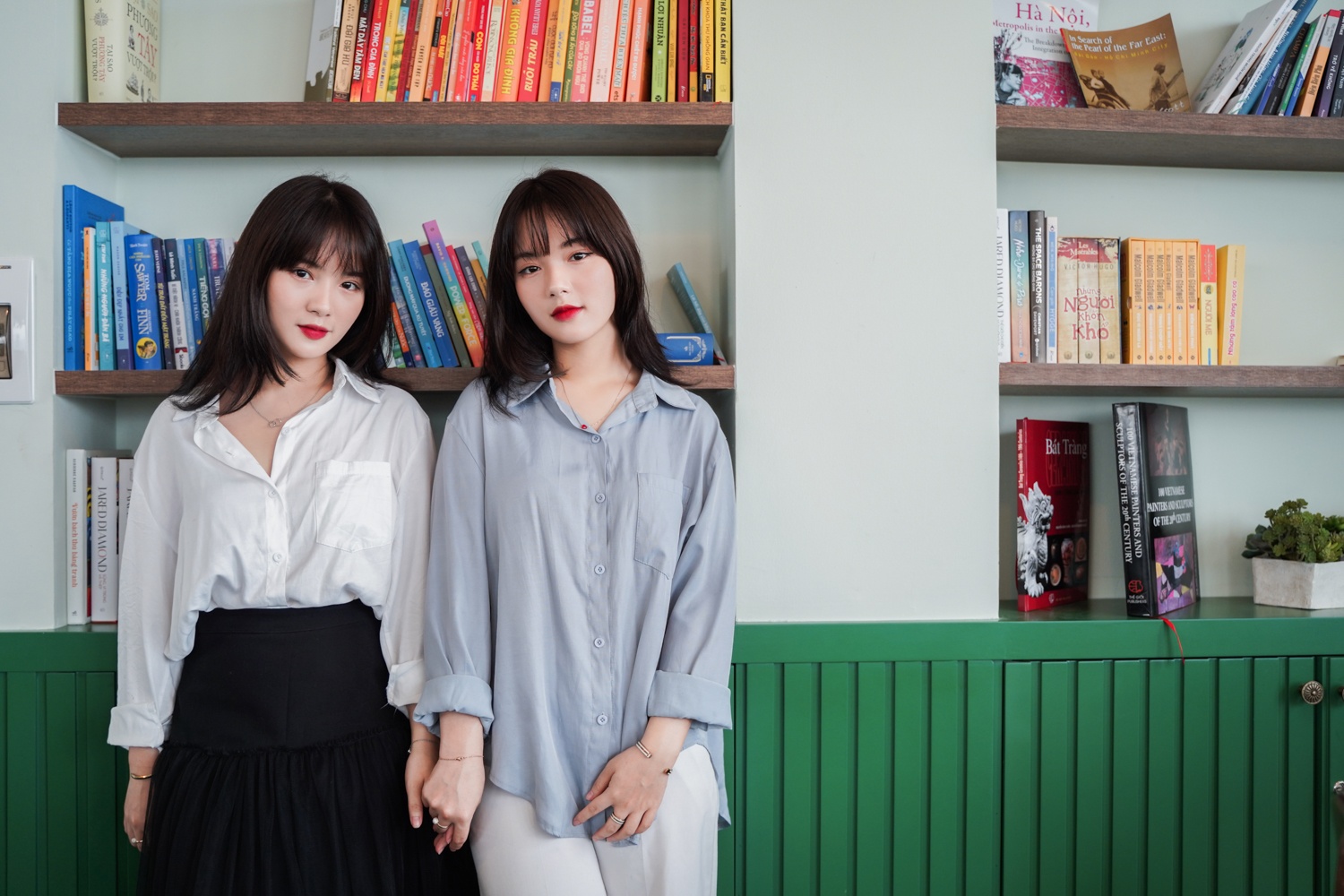 cap chi em sinh doi Hang Nga anh 10