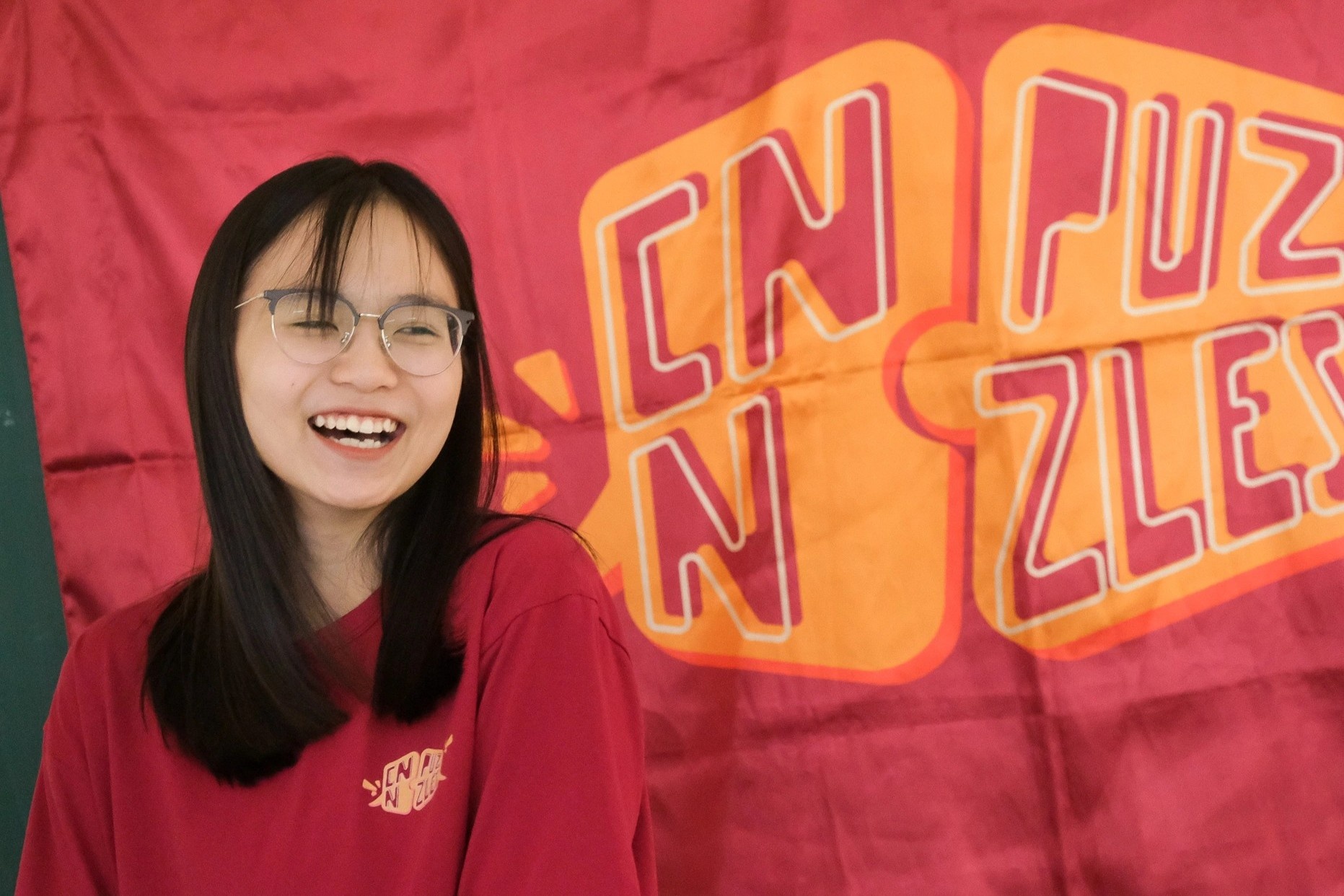 CLB tranh bien o THPT chuyen Ngoai ngu hinh anh