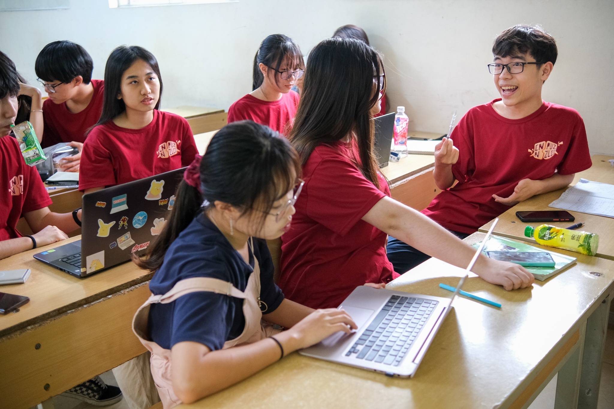 CLB tranh bien cua truong chuyen Ngoai ngu anh 7