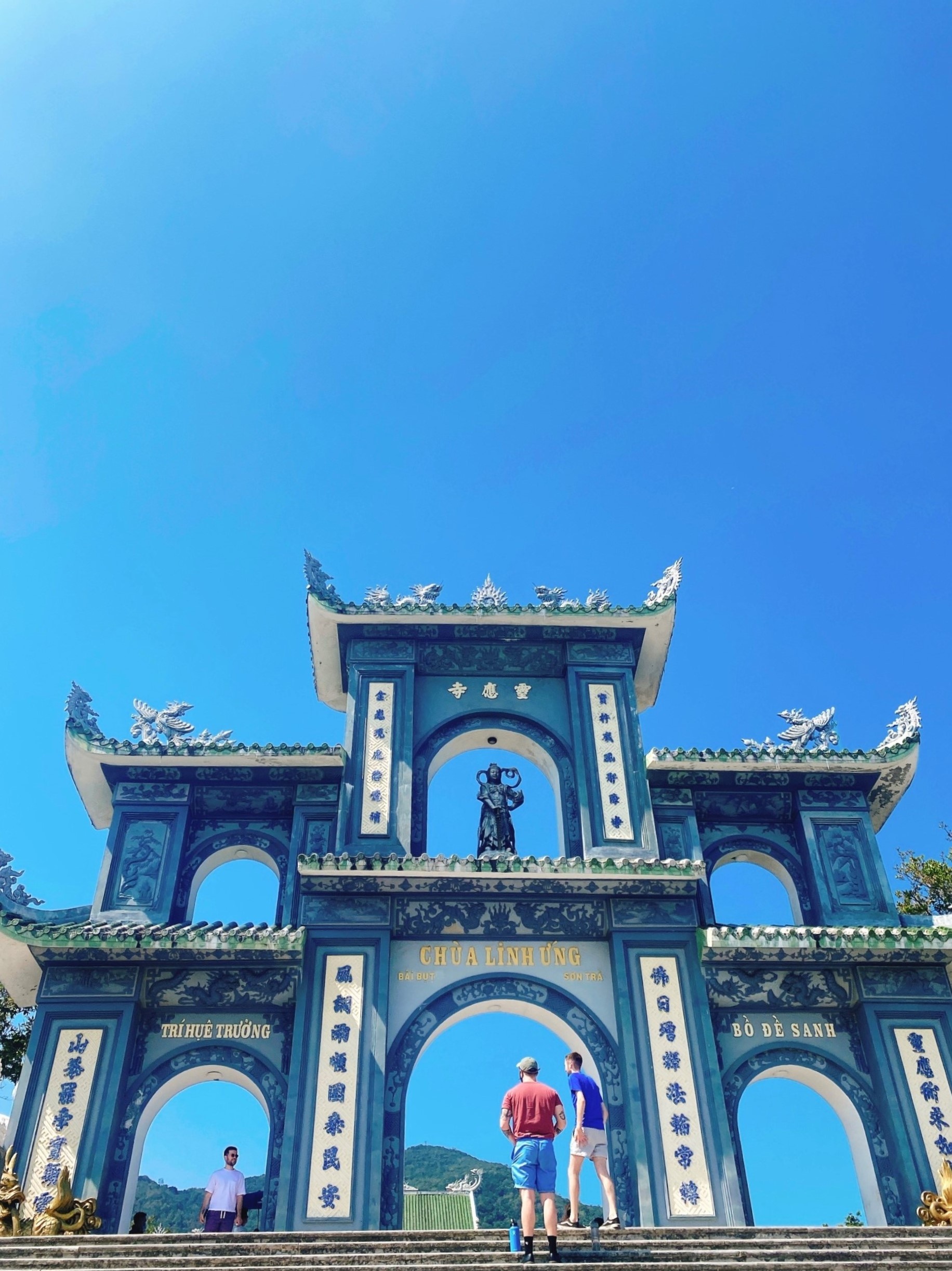 di du lich trong ky nghi le anh 3