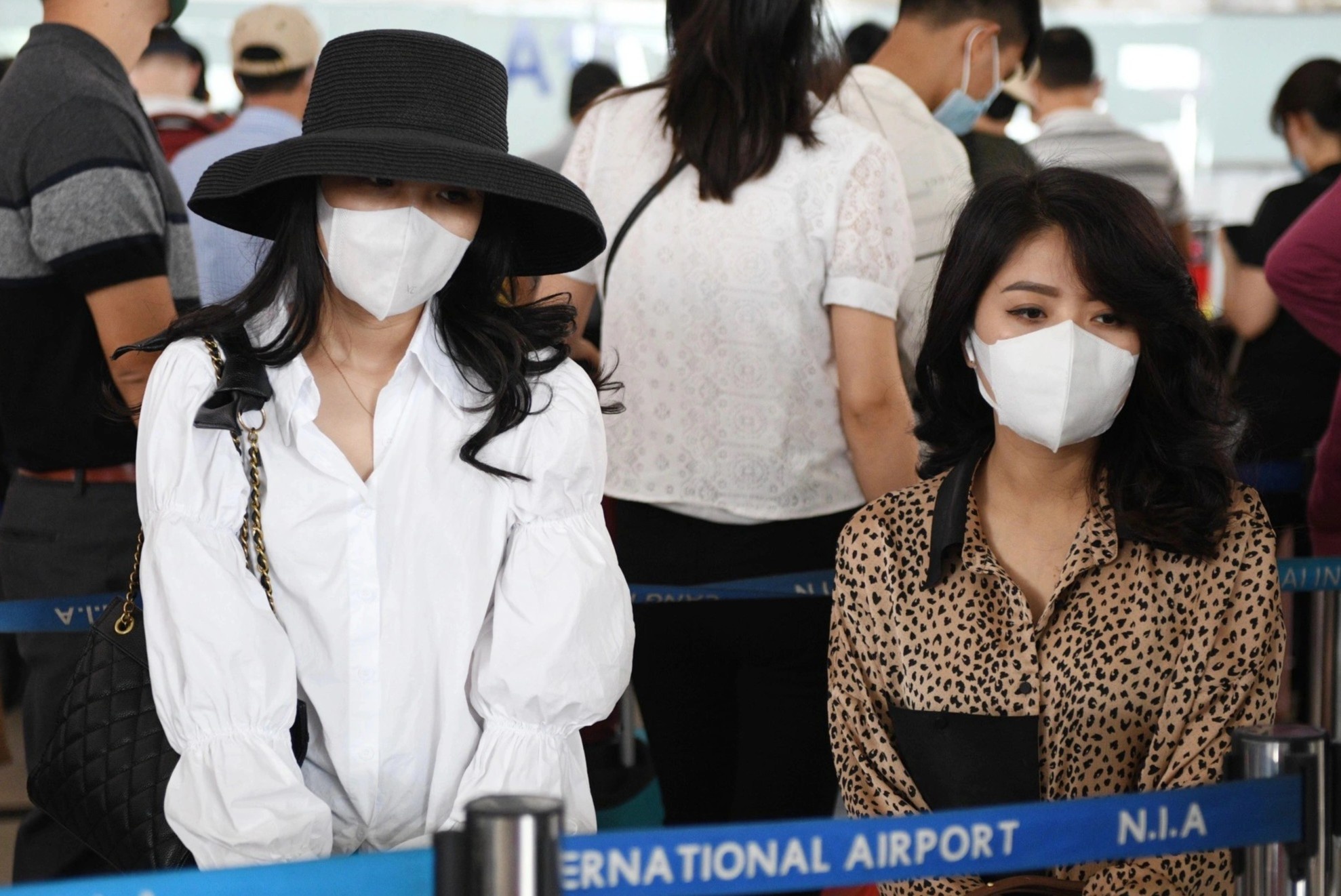 ‘Co di Hoi An trong ky nghi le, toi bat an nhieu hon vui’ hinh anh