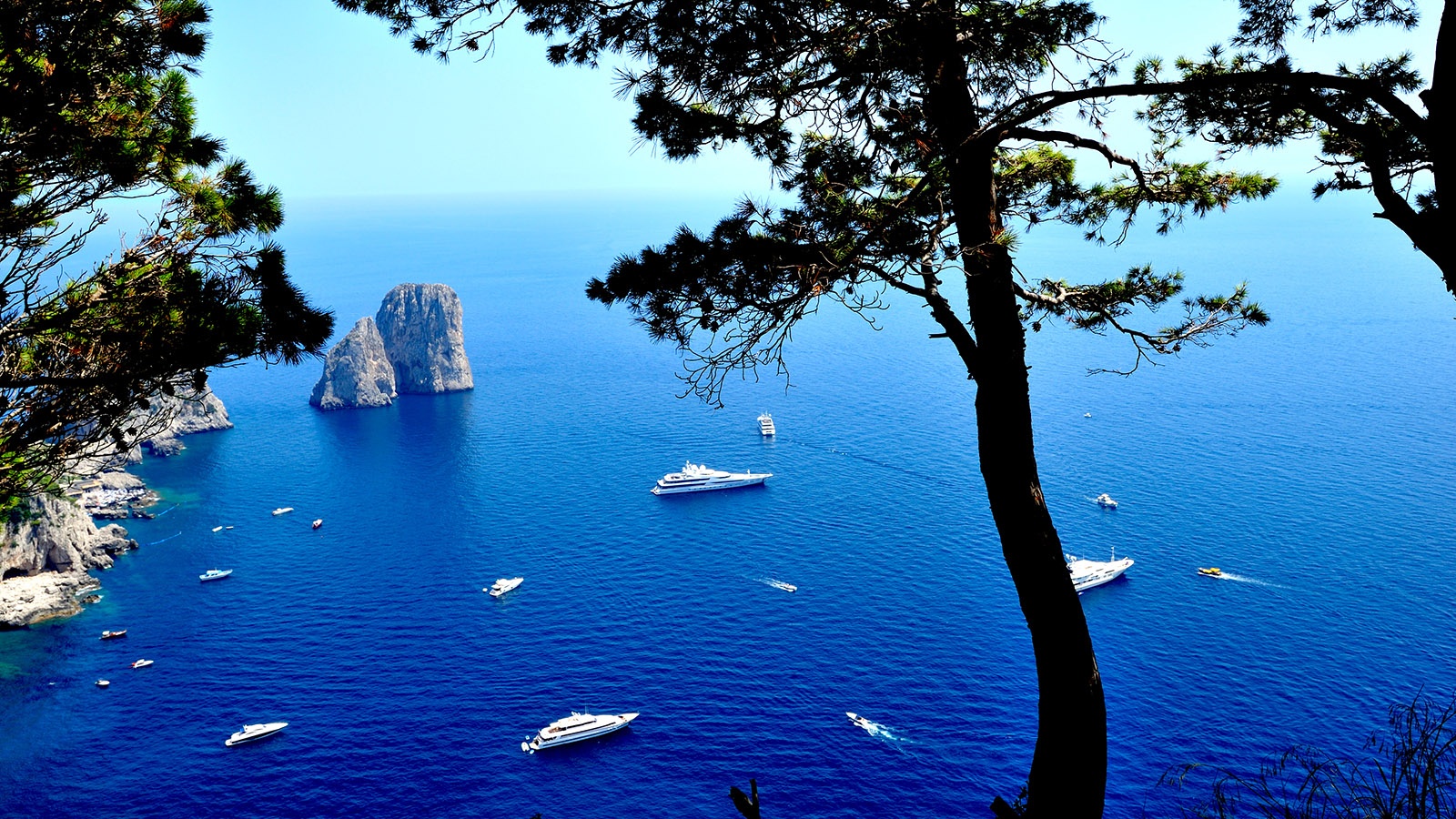 Hòn đảo Italy sạch bóng Covid-19 ảnh 1 Hon dao Italy sach bong Covid-19 anh 1