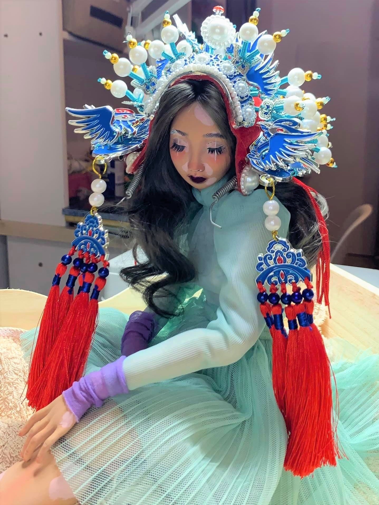 chàng trai 17 tuổi làm búp bê khớp cầu ảnh 4 chang trai 17 tuoi lam bup be khop cau anh 4