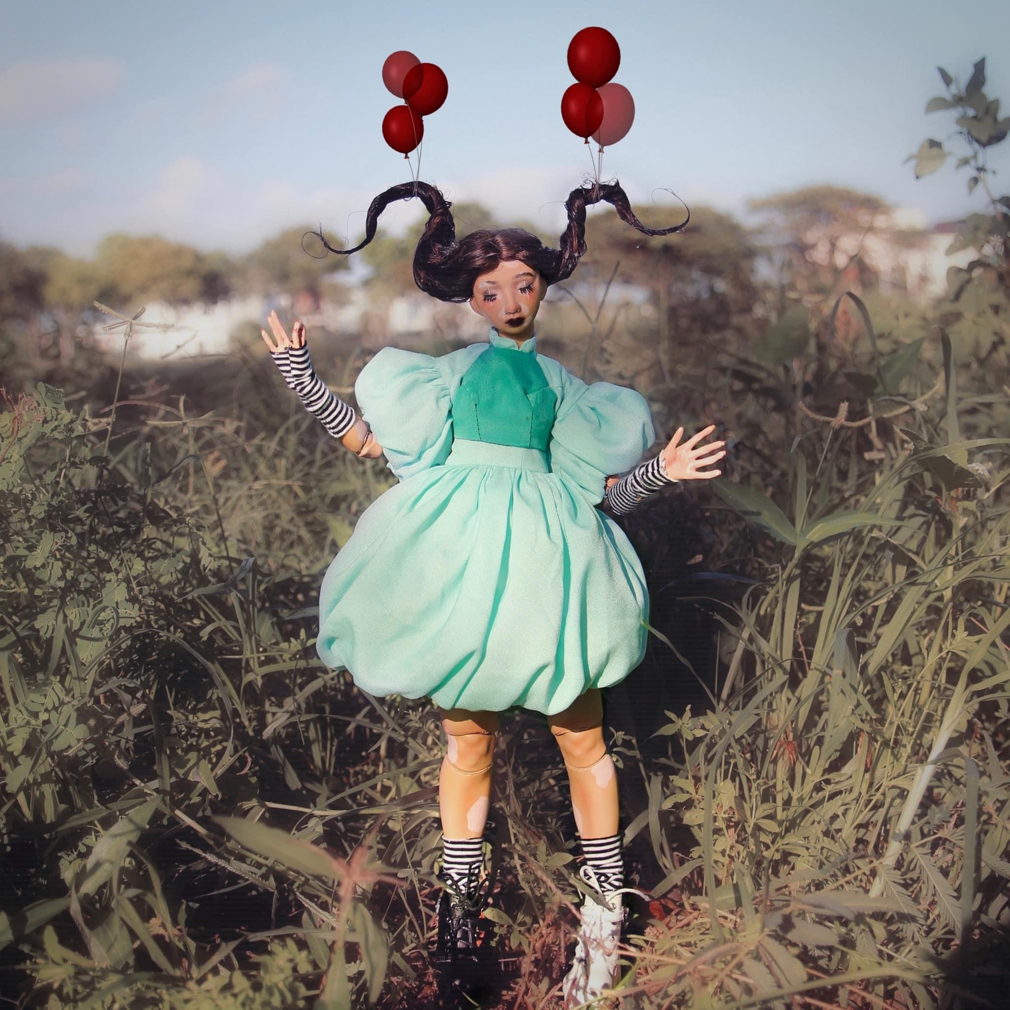 chàng trai 17 tuổi làm búp bê khớp cầu ảnh 2 chang trai 17 tuoi lam bup be khop cau anh 2