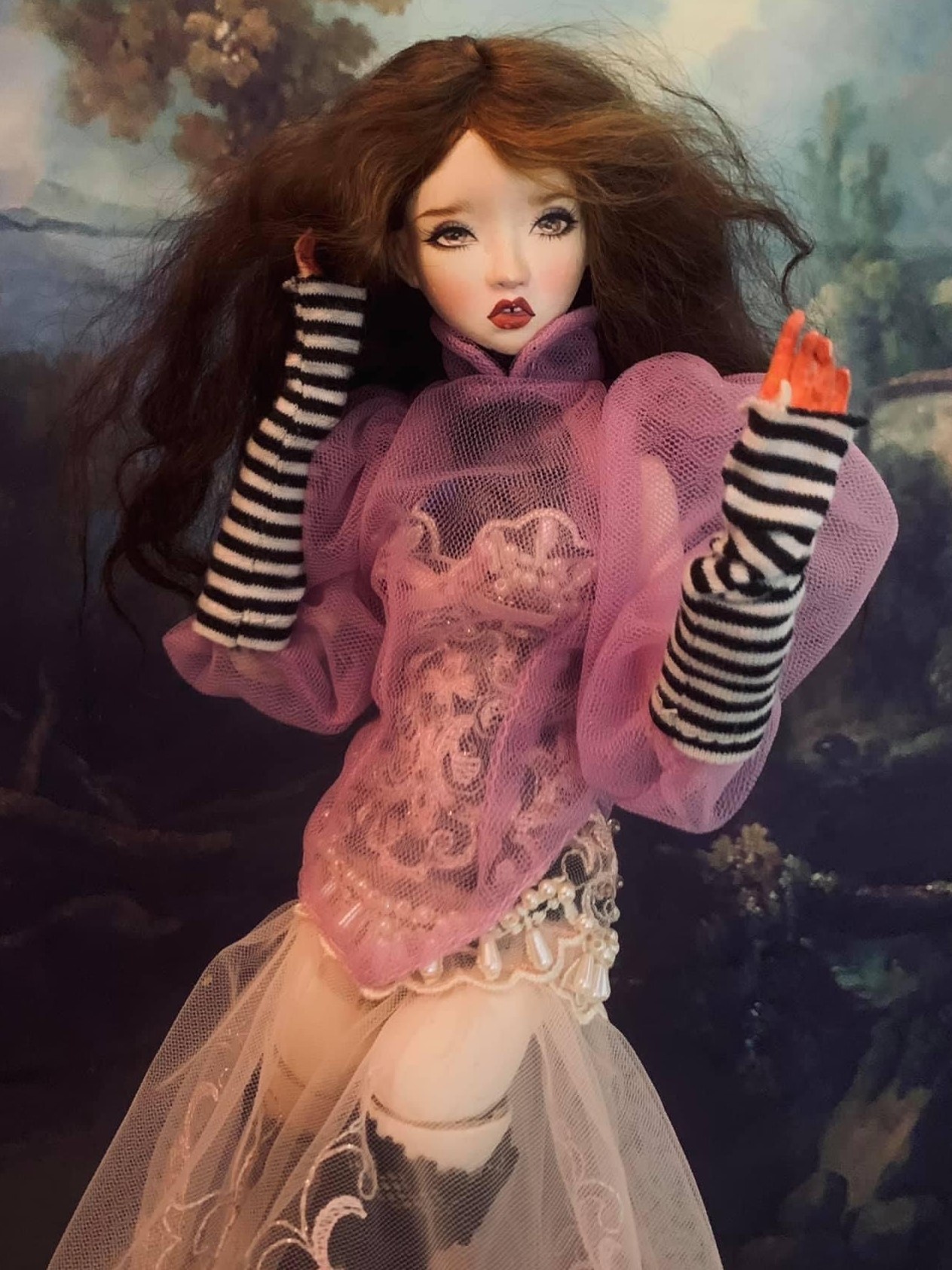 chàng trai 17 tuổi làm búp bê khớp cầu ảnh 3 chang trai 17 tuoi lam bup be khop cau anh 3