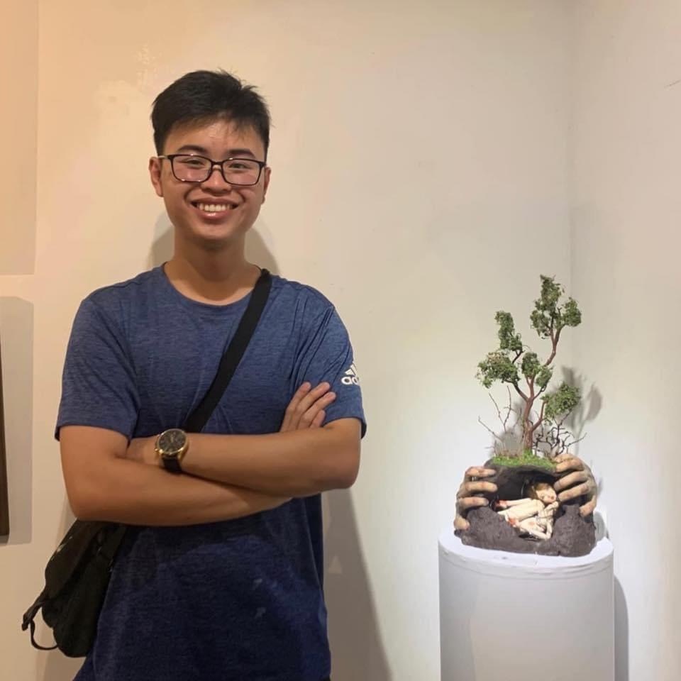 chàng trai 17 tuổi làm búp bê khớp cầu ảnh 1 chang trai 17 tuoi lam bup be khop cau anh 1