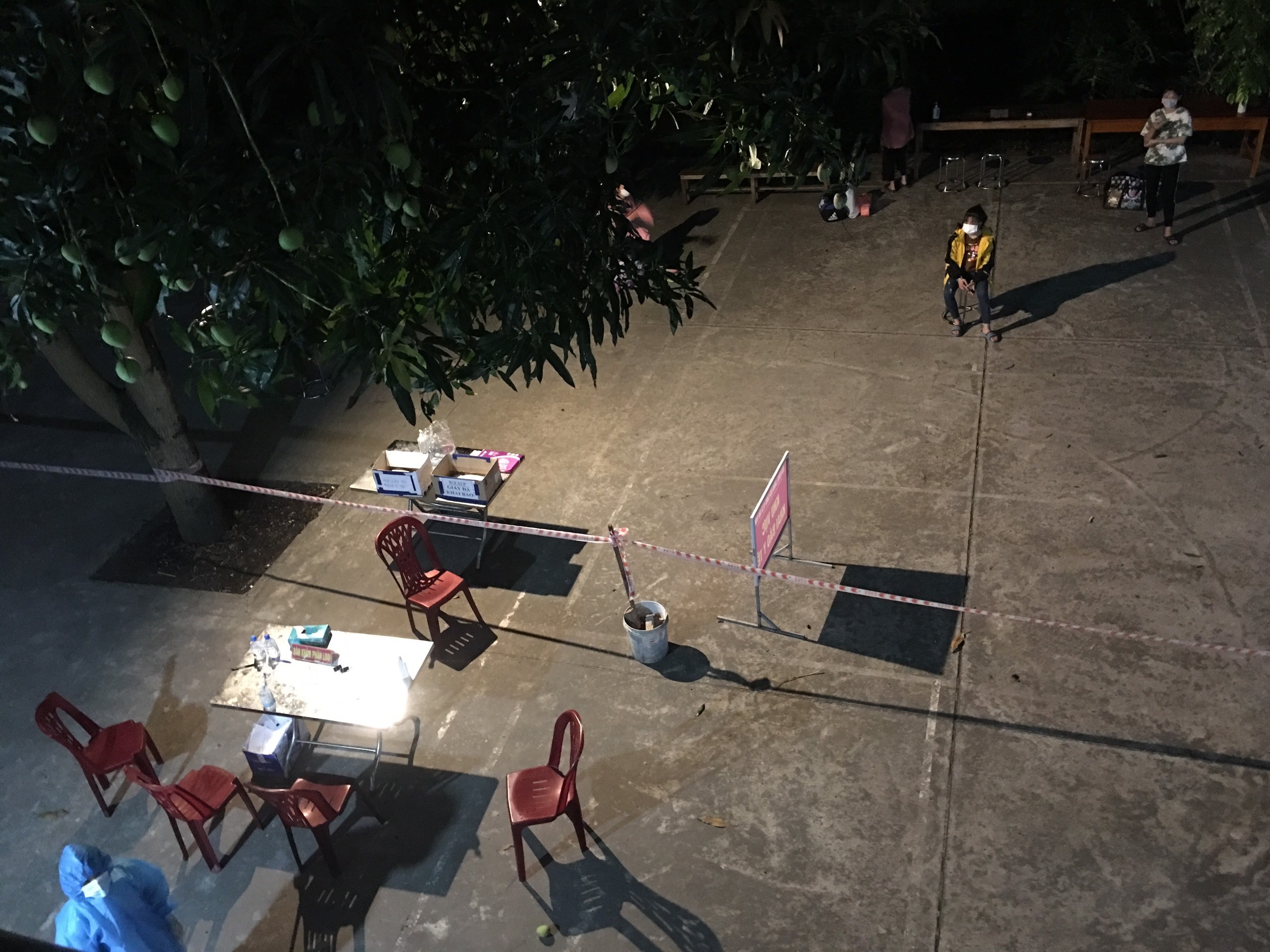 bac si o tam dich Bac Giang anh 8