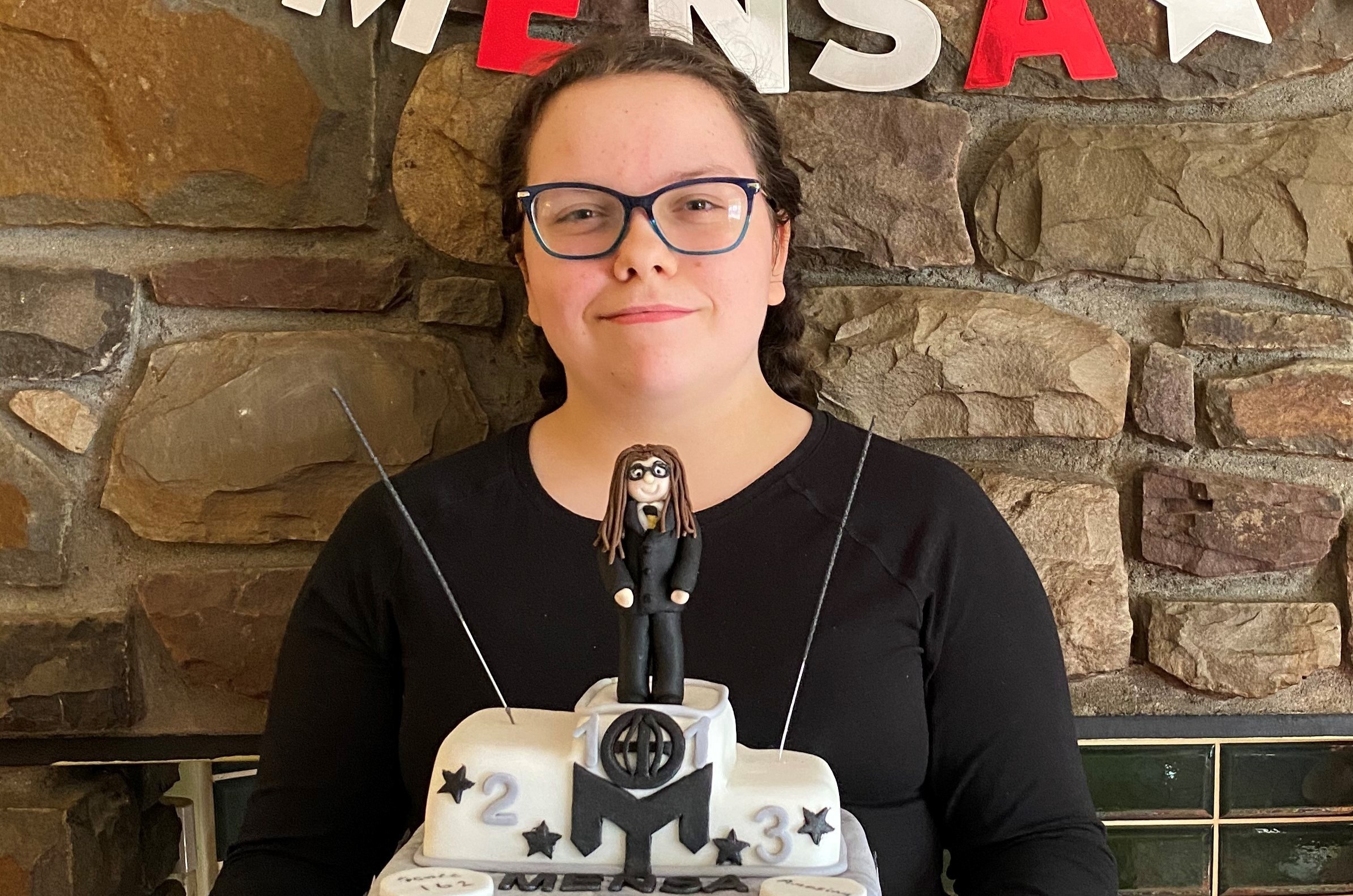 ‘12 tuoi, toi biet minh nam trong 2% nguoi thong minh nhat the gioi’ hinh anh