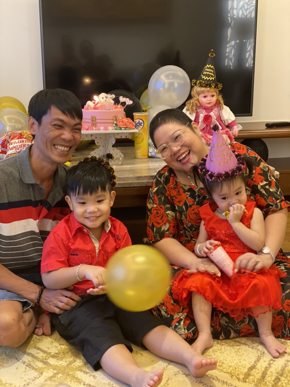 Người mẹ trẻ phát hiện mắc ung thư sau 1 năm sinh con ảnh 2 Nguoi me tre phat hien mac ung thu sau 1 nam sinh con anh 2