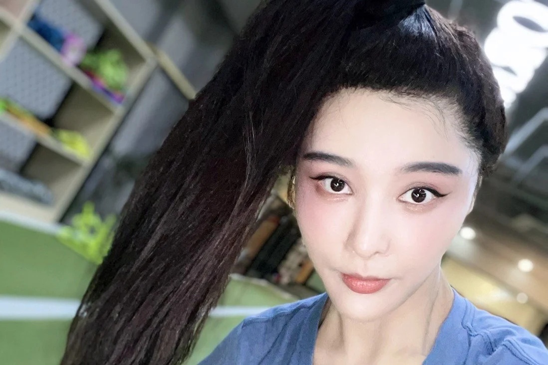 Co gai bi kien vi qua giong Pham Bang Bang hinh anh