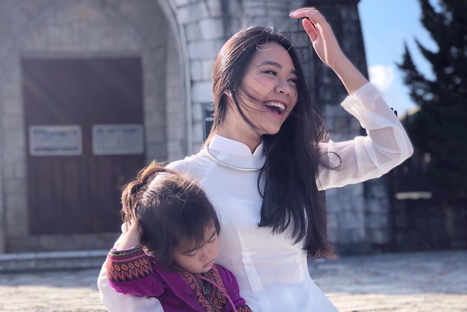 Trend moi cua gioi tre: Khoe tin nhan dong gop quy vaccine Covid-19 hinh anh