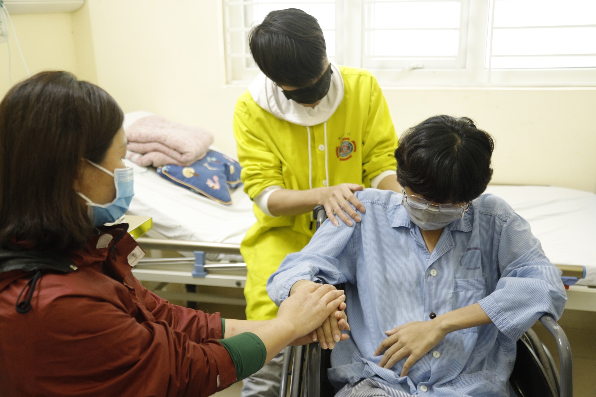 Benh vien K Tan Trieu bi phong toa anh 1