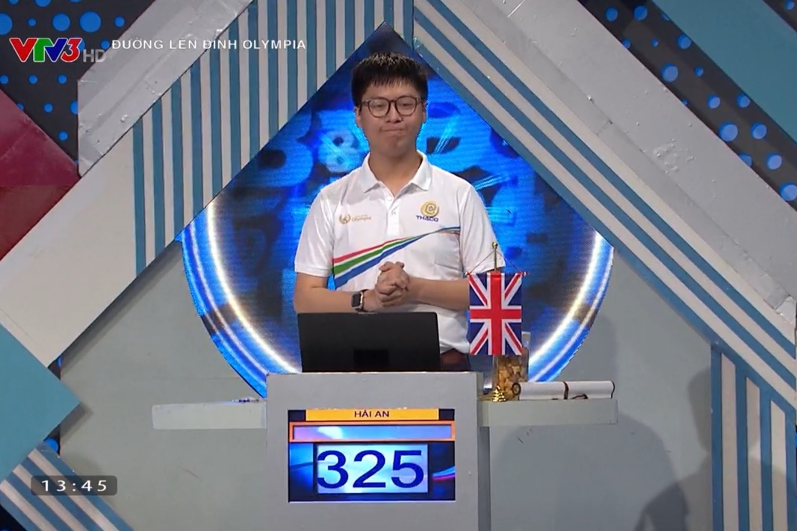 Duong len dinh Olympia anh 1