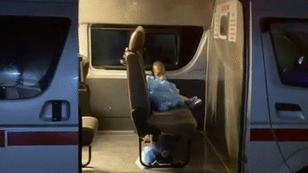 Be 2 tuoi la F0, di dieu tri Covid-19 o TP.HCM hinh anh