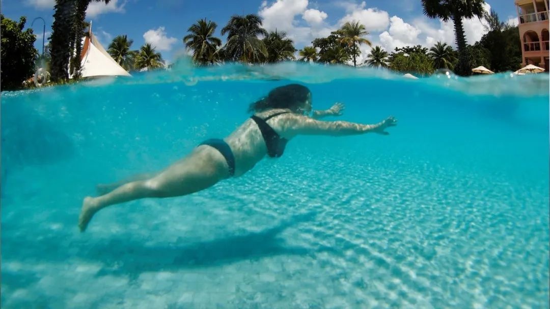 Dich Covid-19 o Thai Lan de doa Phuket anh 2