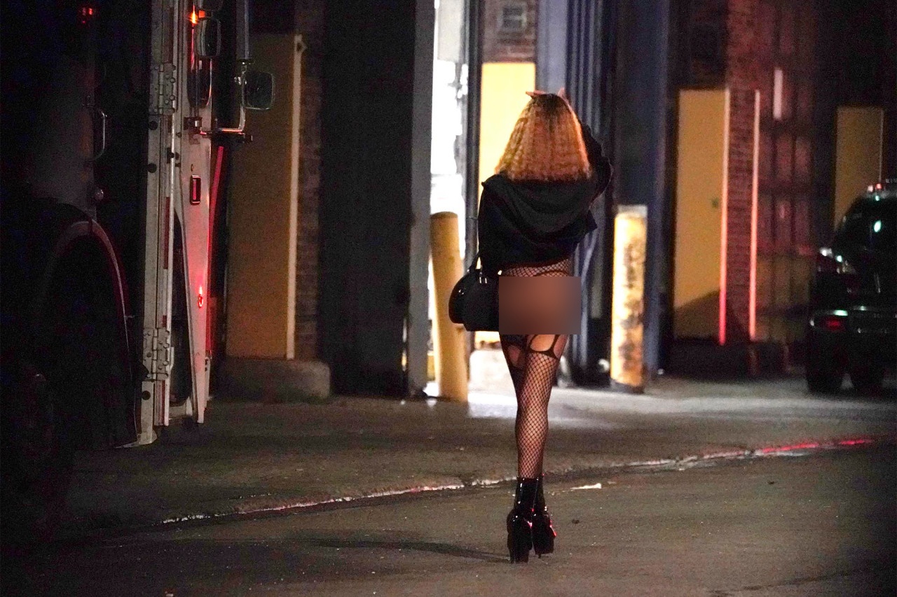 Cho mai dam ngang nhien hoat dong o New York anh 3