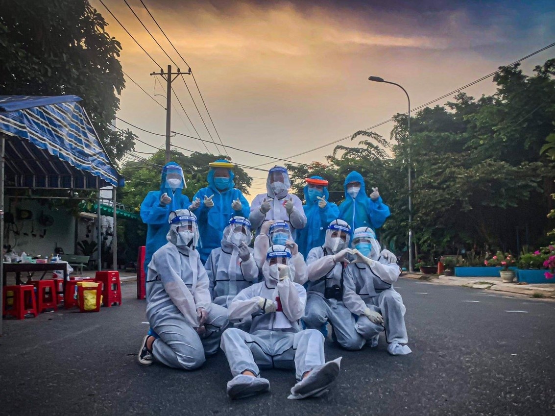 Tình nguyện viên TP.HCM ảnh 4 Tinh nguyen vien TP.HCM anh 4