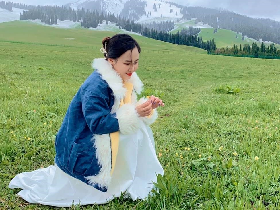 Co gai Viet lai xe di kham pha Tan Cuong giua dich anh 6