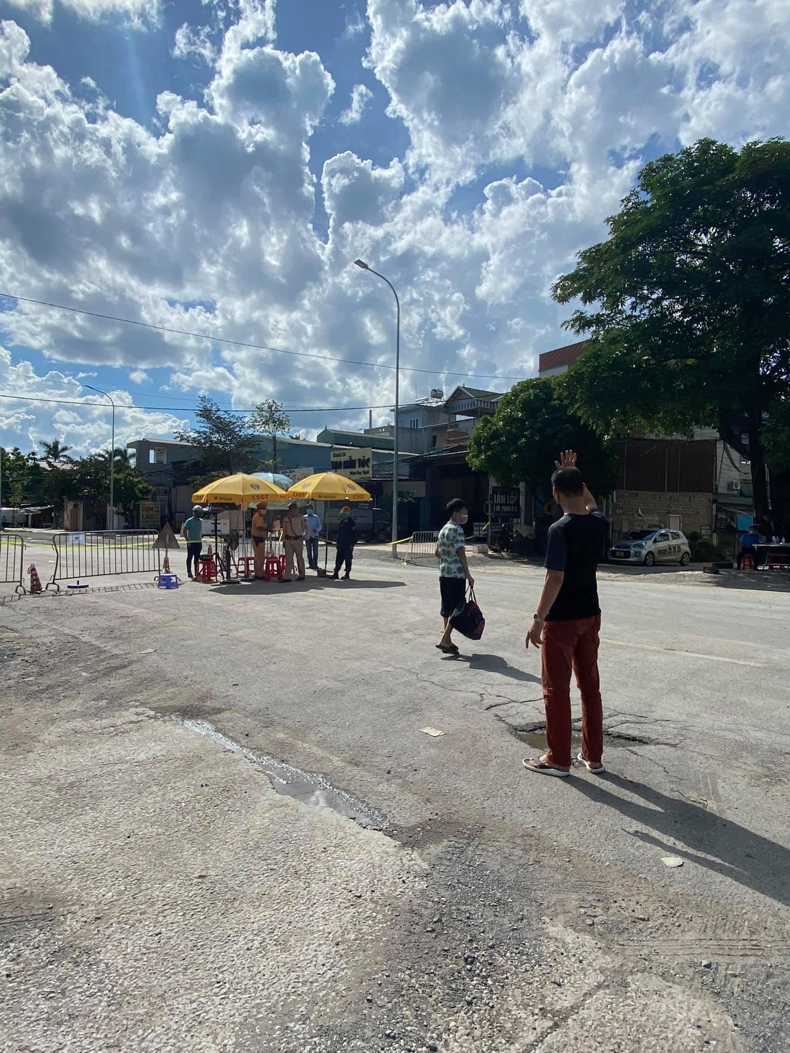 Xe mien phi cho benh nhan ve que ngay gian cach anh 2