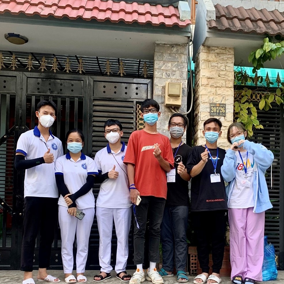 Cô gái ở TP.HCM có người yêu nhờ rủ crush đi tình nguyện chống dịch ảnh 7 Co gai o TP.HCM co nguoi yeu nho ru crush di tinh nguyen chong dich anh 7