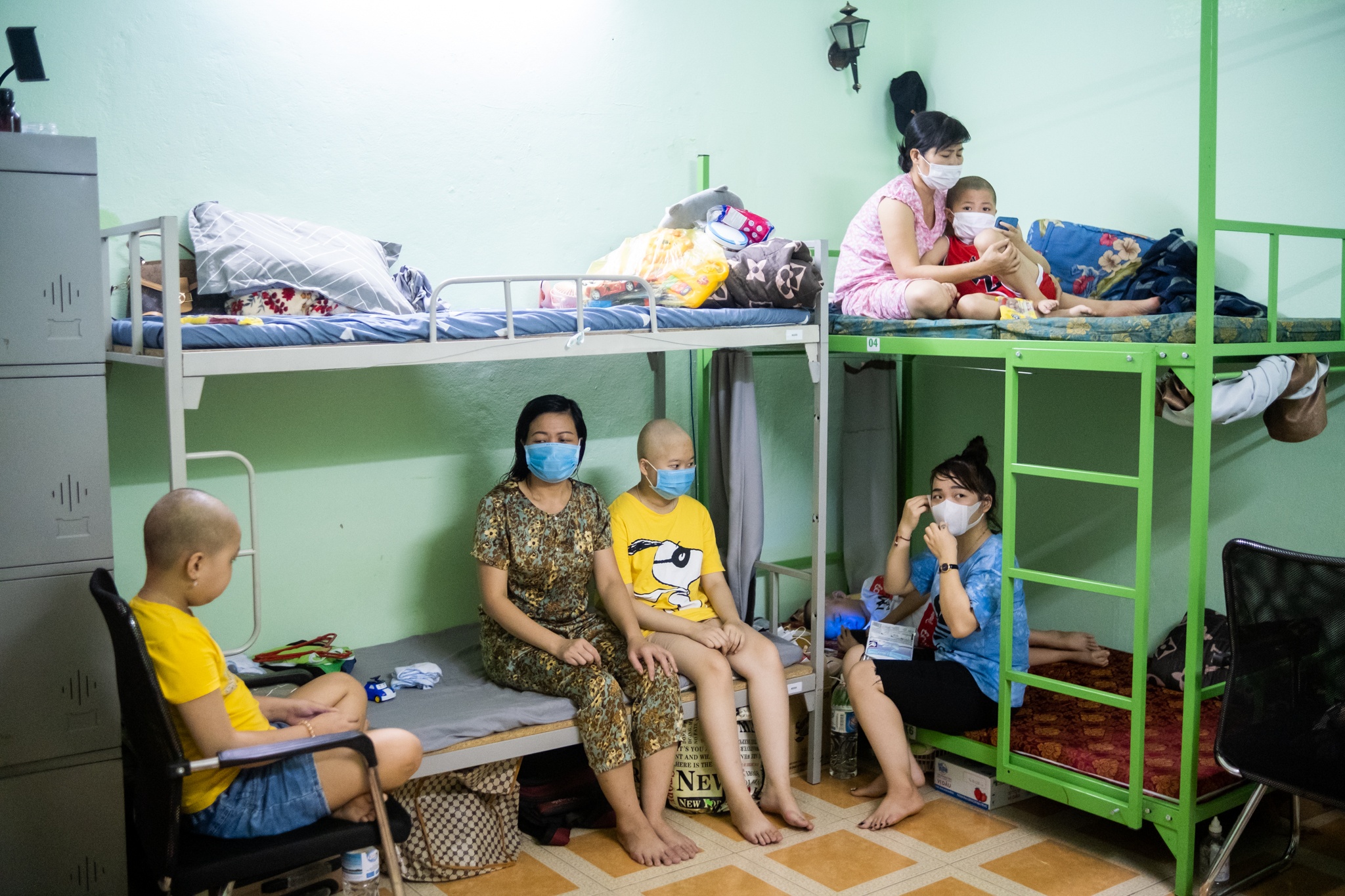 Nguoi kho khan o Ha Noi duoc giup do anh 14